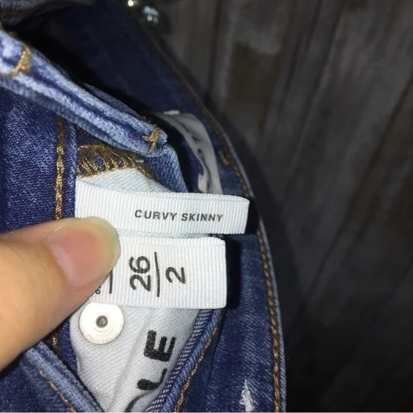 Loft Curvy Skinny Double Hem Jeans - Picture 8 of 8